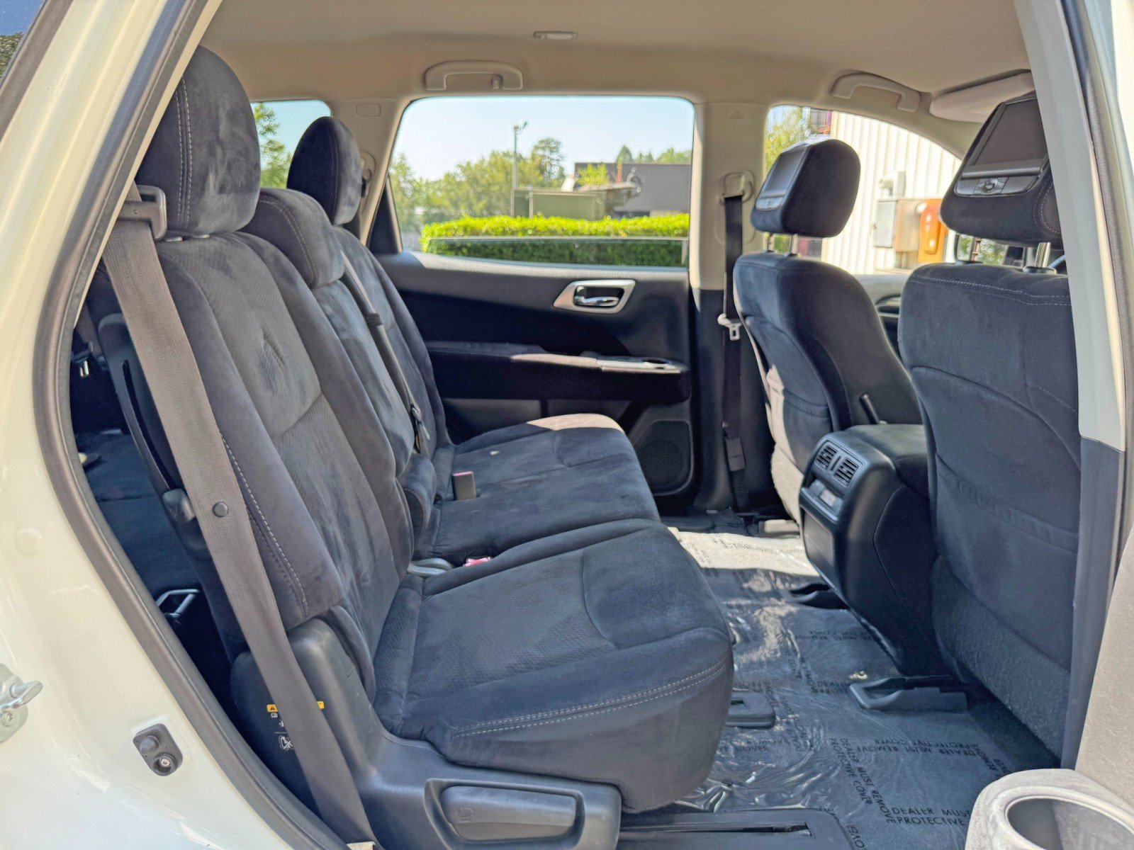 Used 2015 Nissan Pathfinder SV w/ Trailer Tow Package FWD image 36