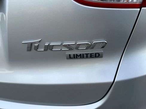 Used 2012 Hyundai Tucson Limited FWD image 24