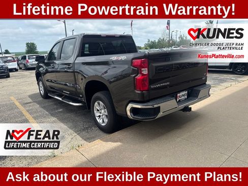Used 2021 Chevrolet Silverado 1500 LT w/ Bed Protection Package AWD/4WD image 7