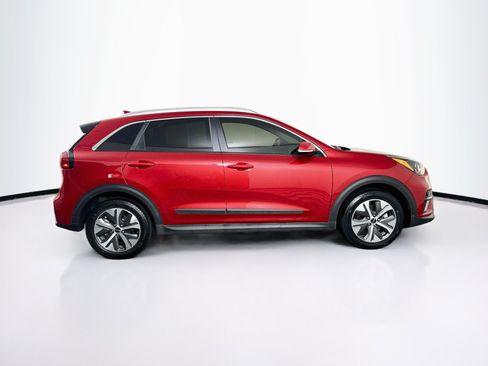 Used 2022 Kia Niro EX FWD image 10