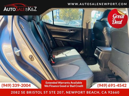 Used 2018 Toyota Camry SE FWD image 22