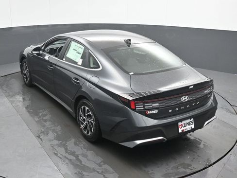 New 2026 Hyundai Sonata Blue FWD image 38