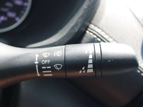 Used 2024 Nissan Sentra SV FWD image 37