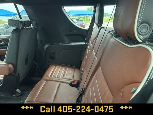 Used 2024 GMC Yukon XL Denali Ultimate AWD/4WD image 19