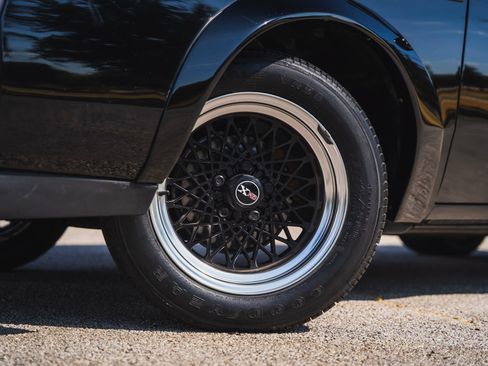 Used 1987 Buick Regal Coupe RWD image 5