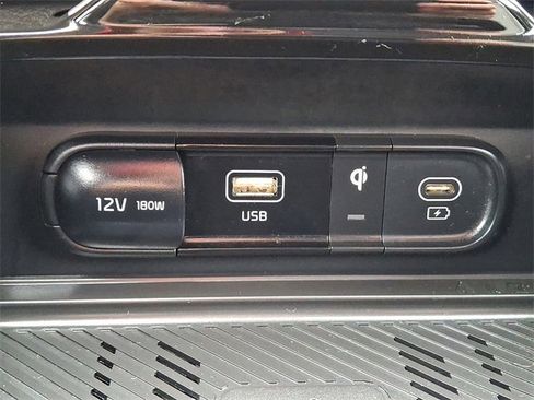 Certified 2024 Kia Sportage EX image 23