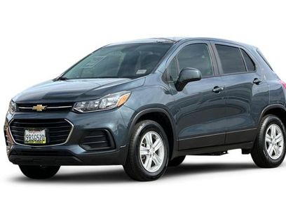 Used 2022 Chevrolet Trax LS w/ Tint and Cruise Package