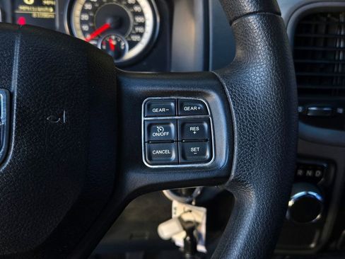 Used 2018 RAM 1500 Express image 17