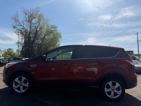 Used 2016 Ford Escape SE AWD/4WD image 8