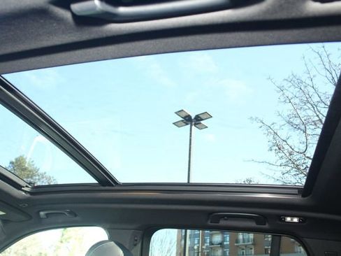 Used 2025 BMW X5 xDrive50e image 26