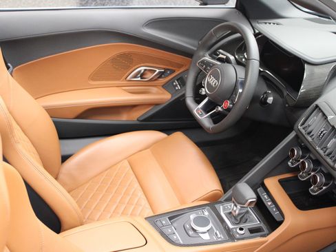 Used 2020 Audi R8 V10 performance image 54