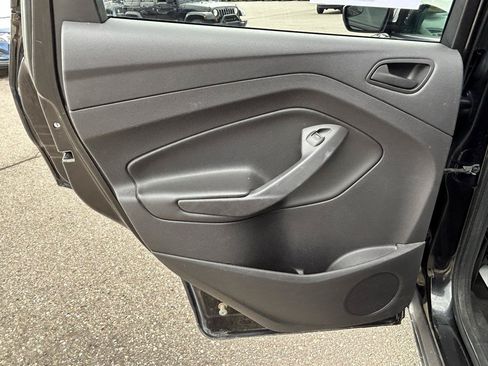 Used 2014 Ford Escape S FWD image 13
