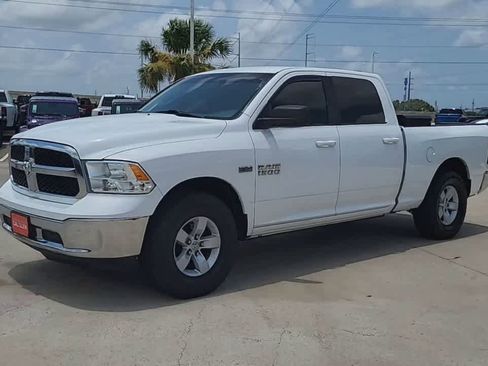 Used 2019 RAM 1500 Classic SLT RWD image 4