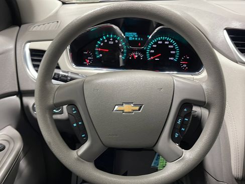 Used 2014 Chevrolet Traverse LS FWD image 23