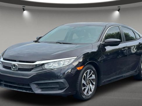Used 2017 Honda Civic EX image 3