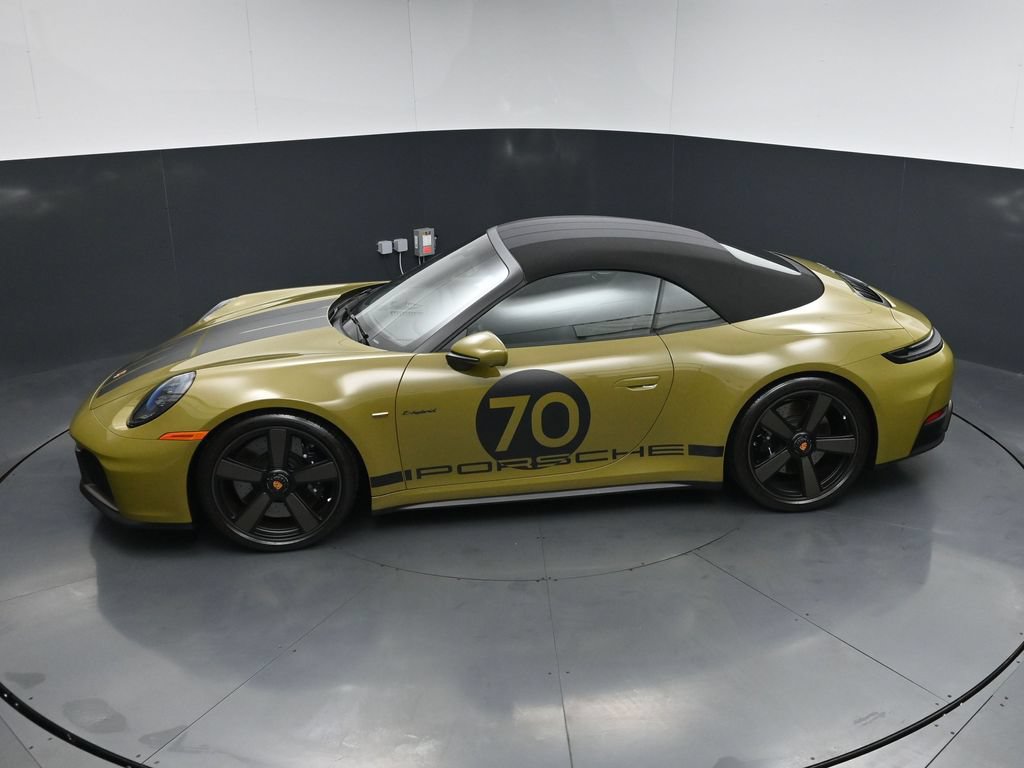 Certified 2026 Porsche 911 GTS RWD image 21