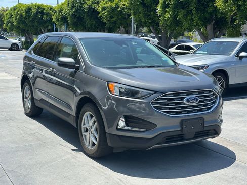 Used 2022 Ford Edge SEL AWD/4WD image 8