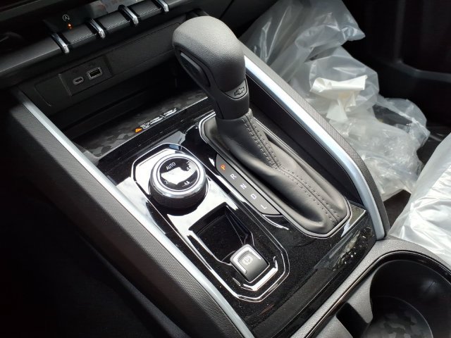 New 2026 Chevrolet Colorado Trail Boss AWD/4WD image 14