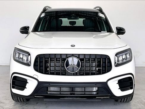 New 2026 Mercedes-Benz GLB 35 AMG 4MATIC image 3