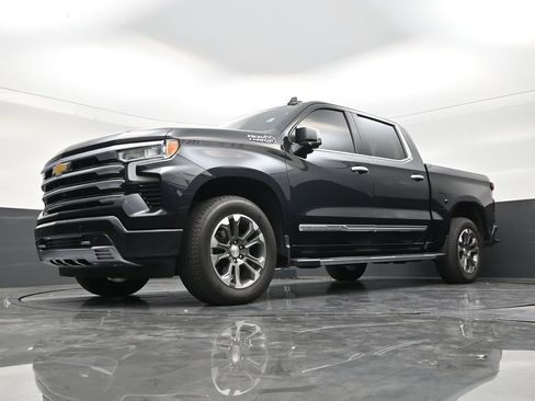 Used 2023 Chevrolet Silverado 1500 High Country w/ Technology Package RWD image 20