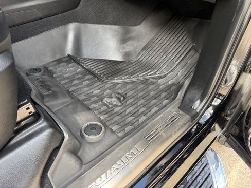 Used 2024 RAM 3500 Limited image 27