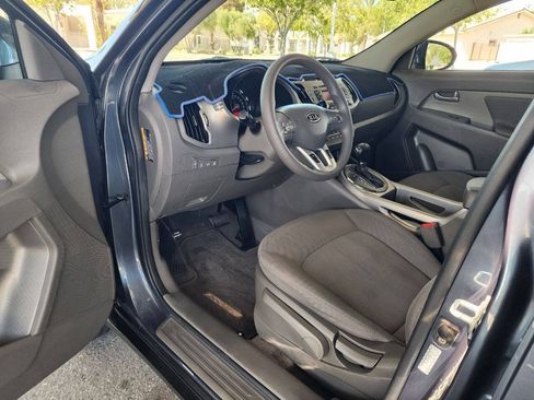 Used 2011 Kia Sportage LX AWD/4WD image 13