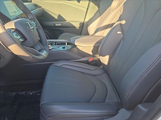 Used 2026 Lexus TX 350 AWD w/ Technology Package image 14