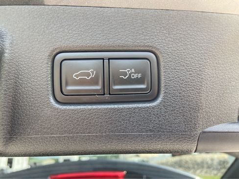 Used 2025 Kia Telluride S FWD image 11