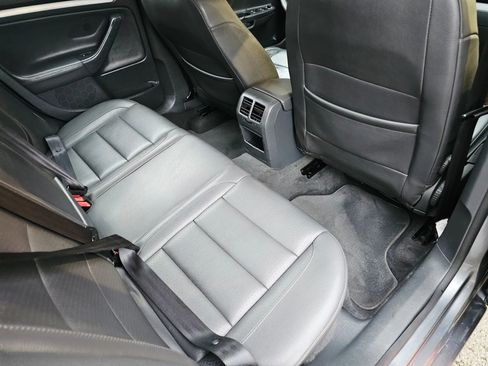 Used 2006 Volkswagen Jetta TDI image 12