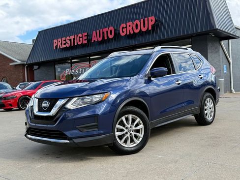 Used 2018 Nissan Rogue SV AWD/4WD image 19