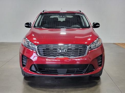 Used 2020 Kia Sorento S FWD image 3