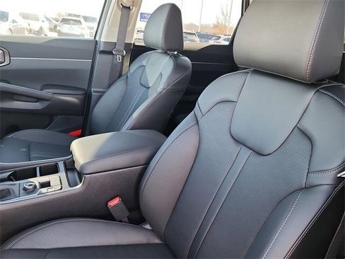 New 2026 Kia Sorento EX image 13