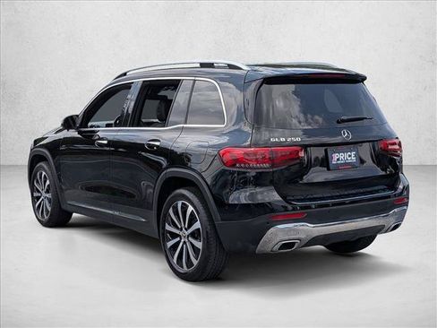 Used 2022 Mercedes-Benz GLB 250 image 8