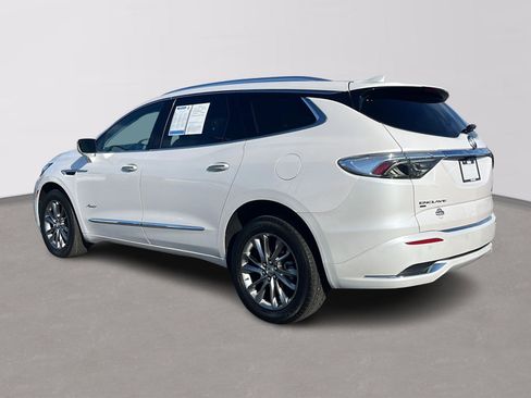Used 2023 Buick Enclave Avenir w/ Avenir Technology Package image 5