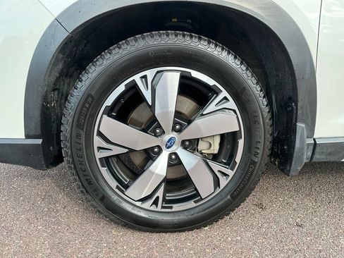 Used 2019 Subaru Forester Touring w/ Popular Package #3 AWD/4WD image 41