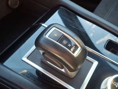 Used 2023 Mitsubishi Outlander SE Black Edition image 15