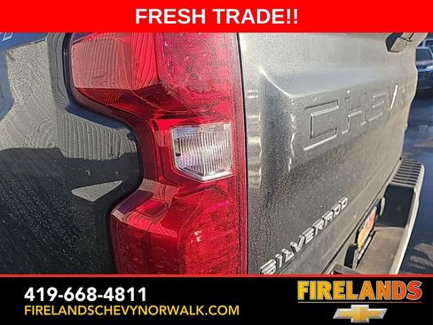 Used 2021 Chevrolet Silverado 1500 LT image 22