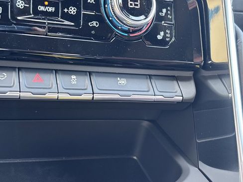 New 2026 GMC Sierra 3500 Denali Ultimate w/ LPO, Black Badging Package AWD/4WD image 44