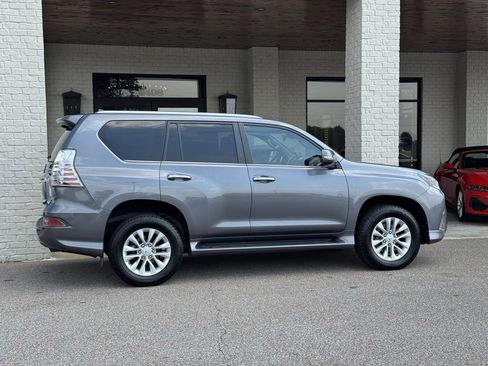 Used 2021 Lexus GX 460 Premium image 13