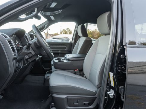 Used 2024 RAM 2500 Big Horn w/ Bed Utility Group image 15