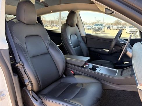 Used 2021 Tesla Model Y Performance image 26