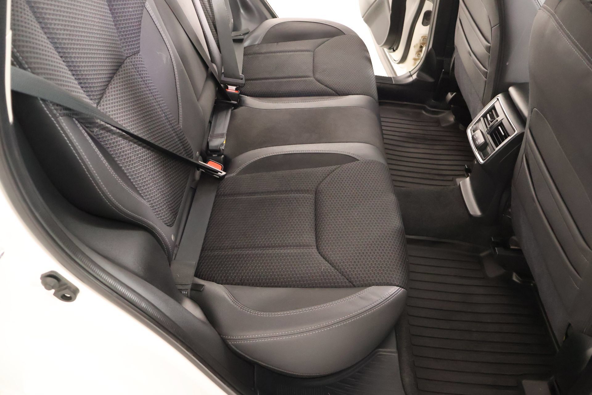 Used 2024 Subaru Forester Premium AWD/4WD image 14