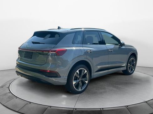 Used 2024 Audi Q4 e-tron Premium Plus AWD/4WD image 7