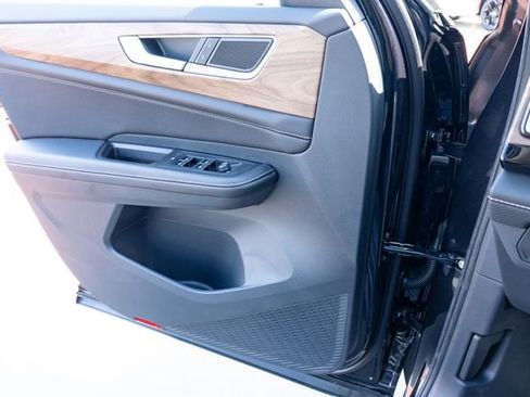 New 2026 Volkswagen Atlas SE image 27