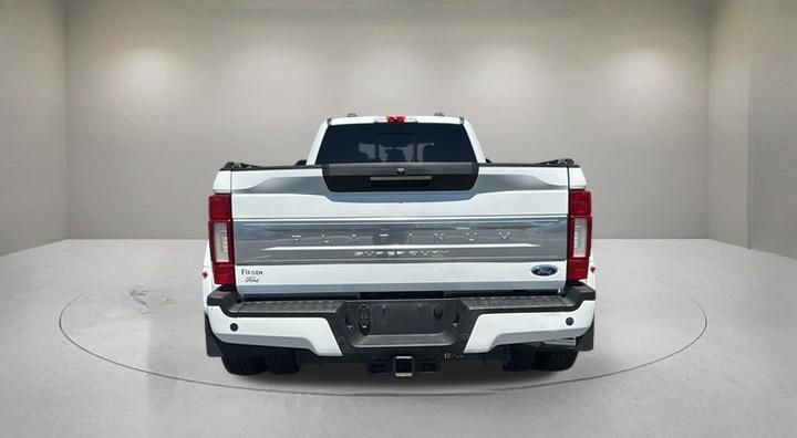 Certified 2020 Ford F350 Platinum AWD/4WD image 3