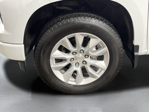 Used 2024 Chevrolet Silverado 1500 Custom w/ LPO, Dark Essentials Package AWD/4WD image 27