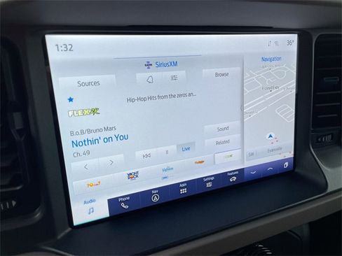 Used 2024 Ford Bronco Wildtrak image 16