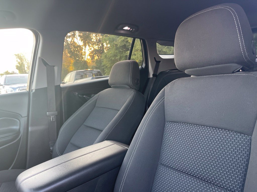 Used 2024 GMC Terrain SLE AWD/4WD image 9