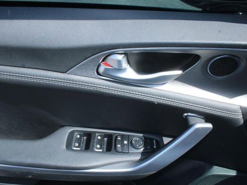 Used 2021 Kia Stinger GT image 9