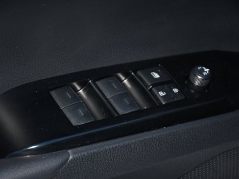 Certified 2025 Toyota Camry SE image 10